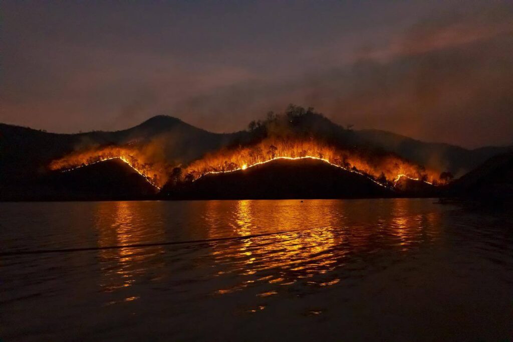 火事の夢を見たら宝くじを買うべき？3つのポイントを解説